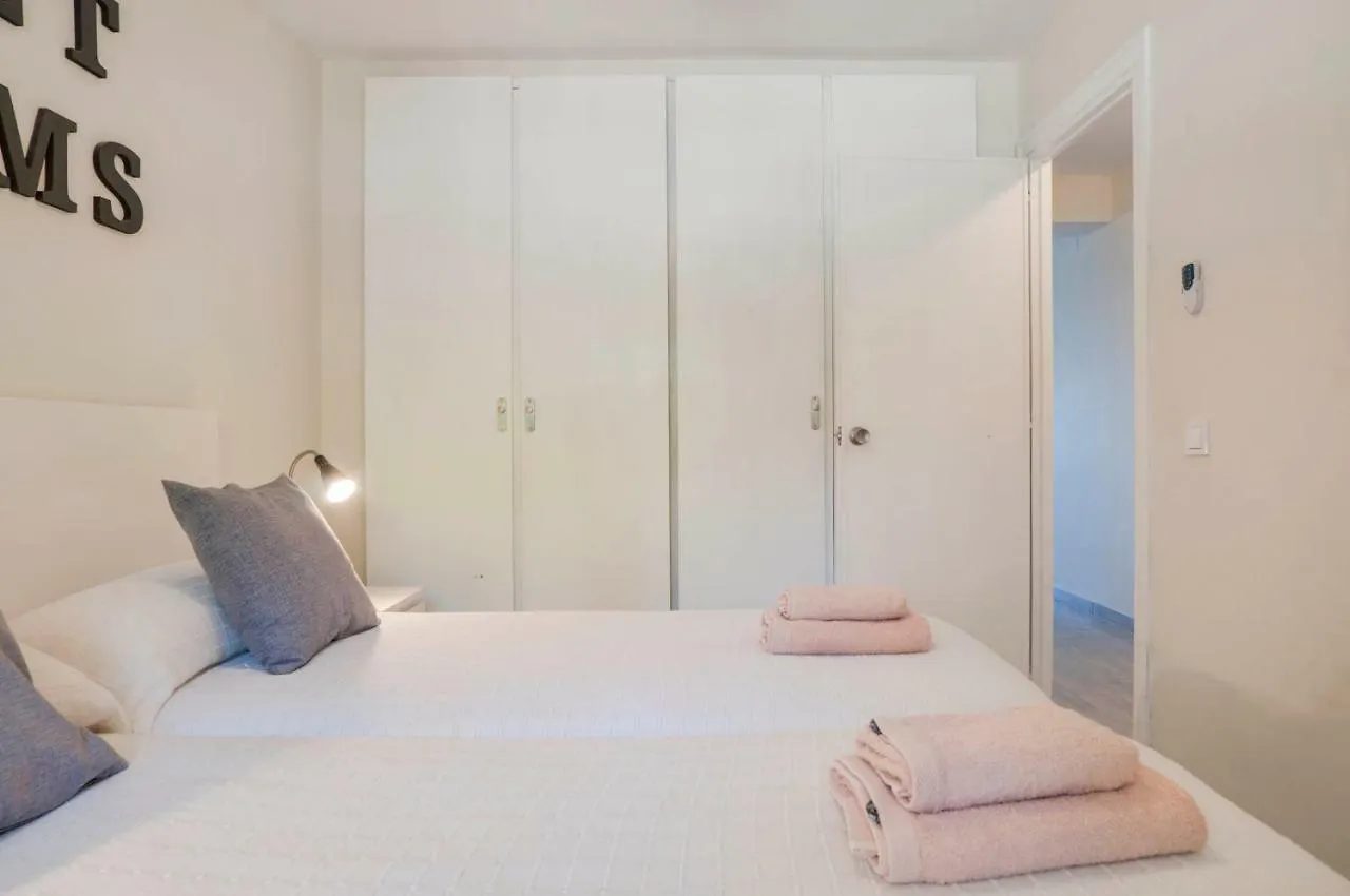 Eden Roc Beachfront Apartments Marbella